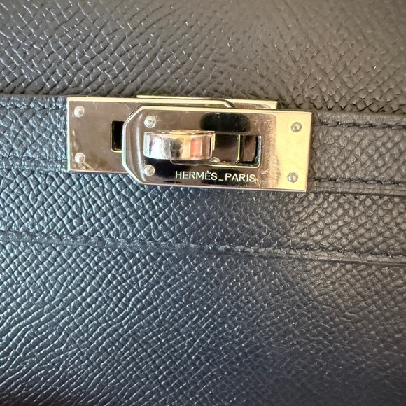 Authentic Hermes Kelly Longue Wallet- Epsom PHW - Picture 4 of 12